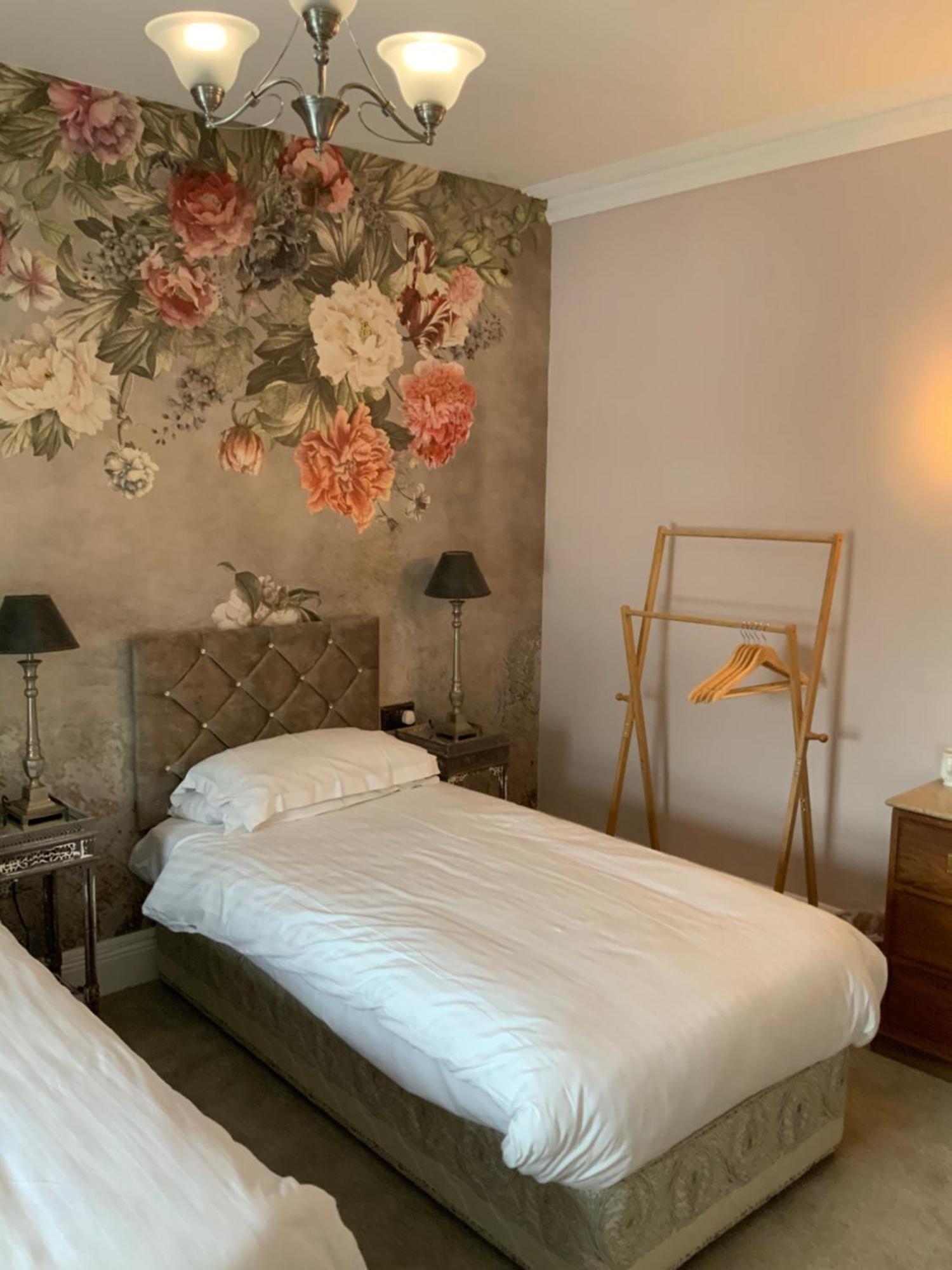 The White House Hotel Sennybridge Room photo